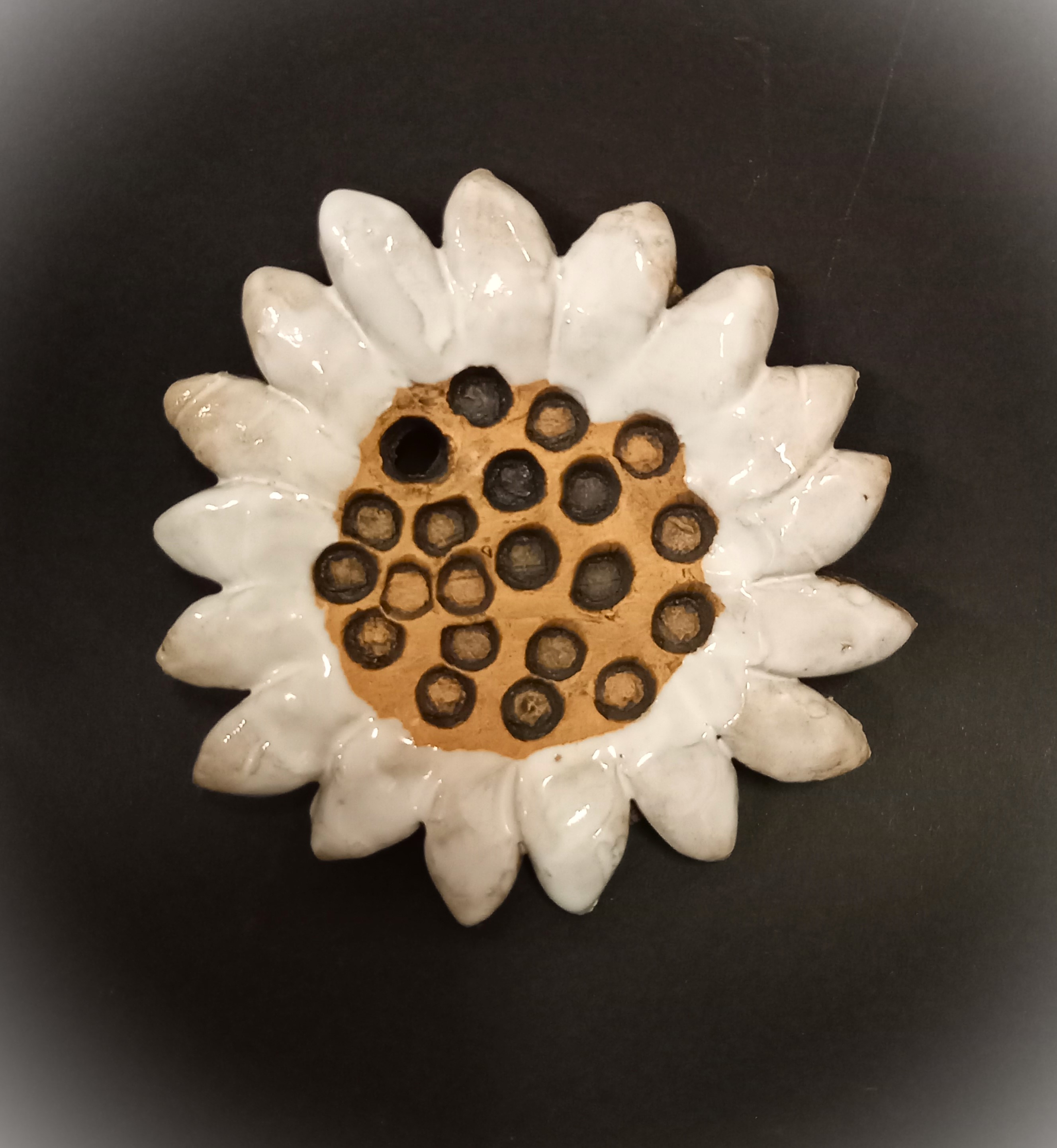 Keramika malá s glazurou 3165 květina